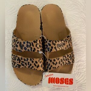 Freedom Moses Leopard Print Slides. New With Tags!!